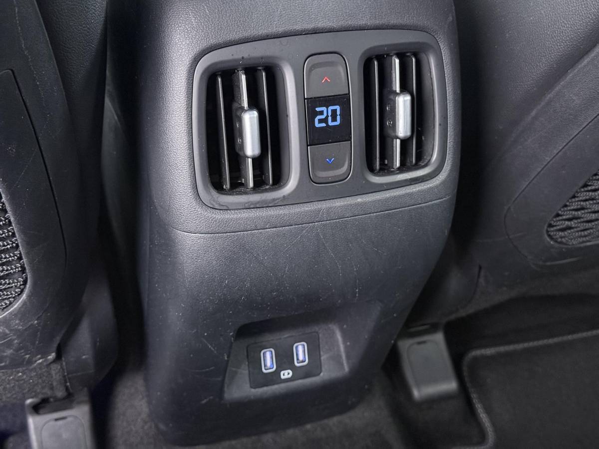Hyundai Tucson Hyundai Tucson 1.6 T-GDI HEV Premium 360 Camera | Leder Interieur met Elektrische Stoelverstelling | Navigatie
