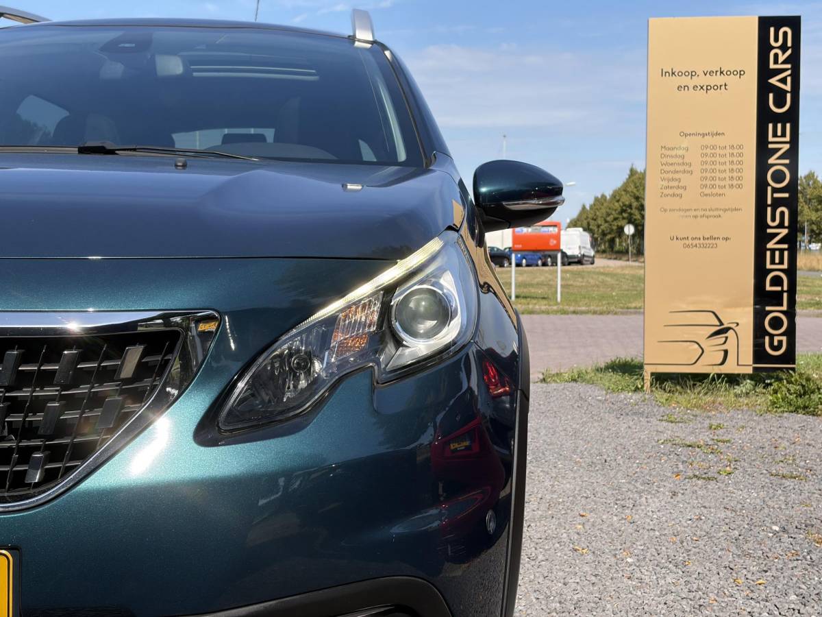 Peugeot 2008 Peugeot 2008 1.2 PureTech Allure ✓1e Eigenaar✓D-riem vv in 2025✓110pk✓Navi✓Pano✓Carplay✓Pdc V+A✓Lm velgen✓N.A.P✓Halfleder✓Clima✓Apk tot 10-2027
