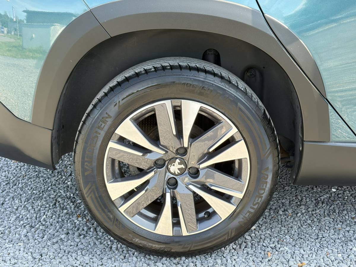 Peugeot 2008 Peugeot 2008 1.2 PureTech Allure ✓1e Eigenaar✓D-riem vv in 2025✓110pk✓Navi✓Pano✓Carplay✓Pdc V+A✓Lm velgen✓N.A.P✓Halfleder✓Clima✓Apk tot 10-2027