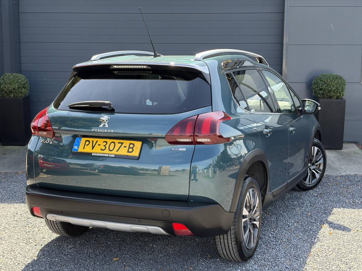 Peugeot 2008 Peugeot 2008 1.2 PureTech Allure ✓1e Eigenaar✓D-riem vv in 2025✓110pk✓Navi✓Pano✓Carplay✓Pdc V+A✓Lm velgen✓N.A.P✓Halfleder✓Clima✓Apk tot 10-2027