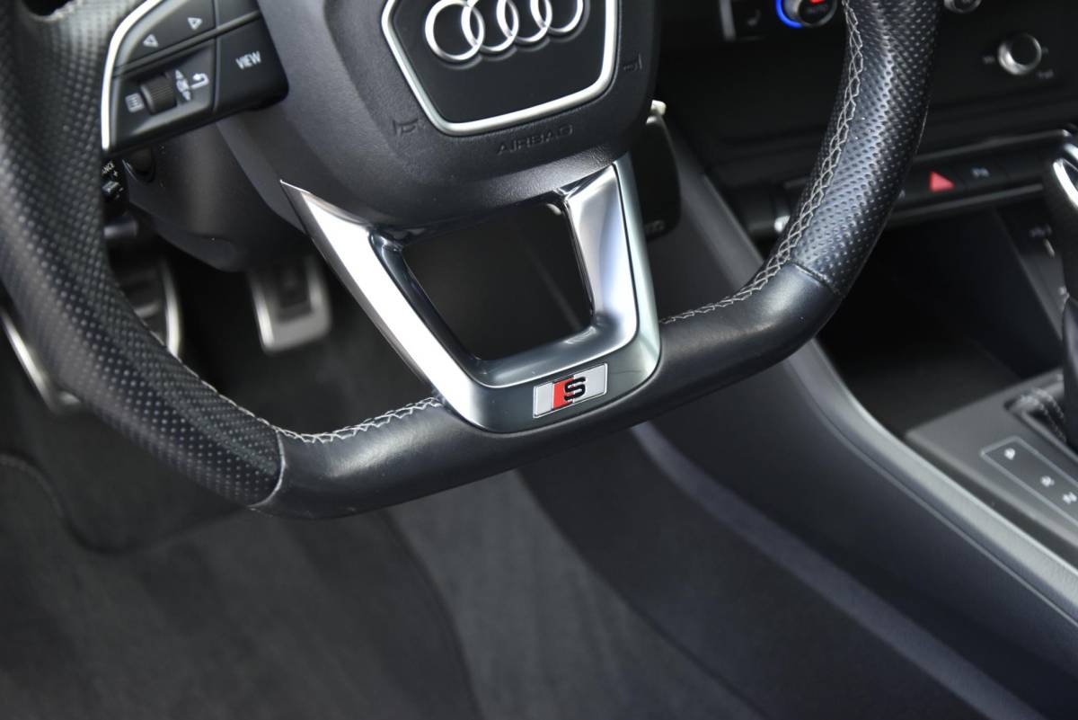 Audi Q3 Audi Q3 35 TFSI S-Edition 2x S-line