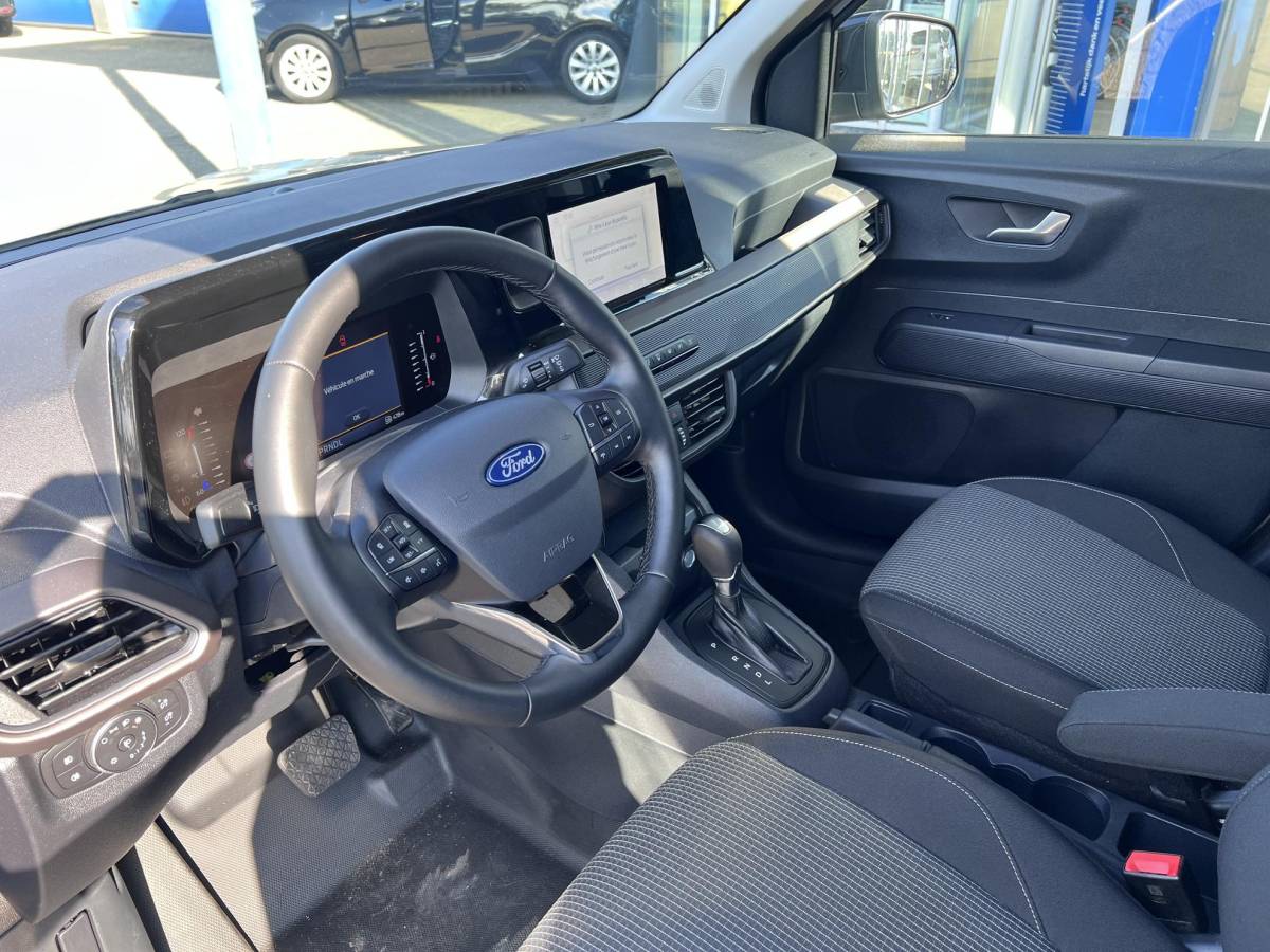 Ford Transit Courier Ford Transit Courier 1.0 EcoBoost Trend 125pk | Automaat | Adaptive cruise control | Achteruitrijcamera |  Navigatie