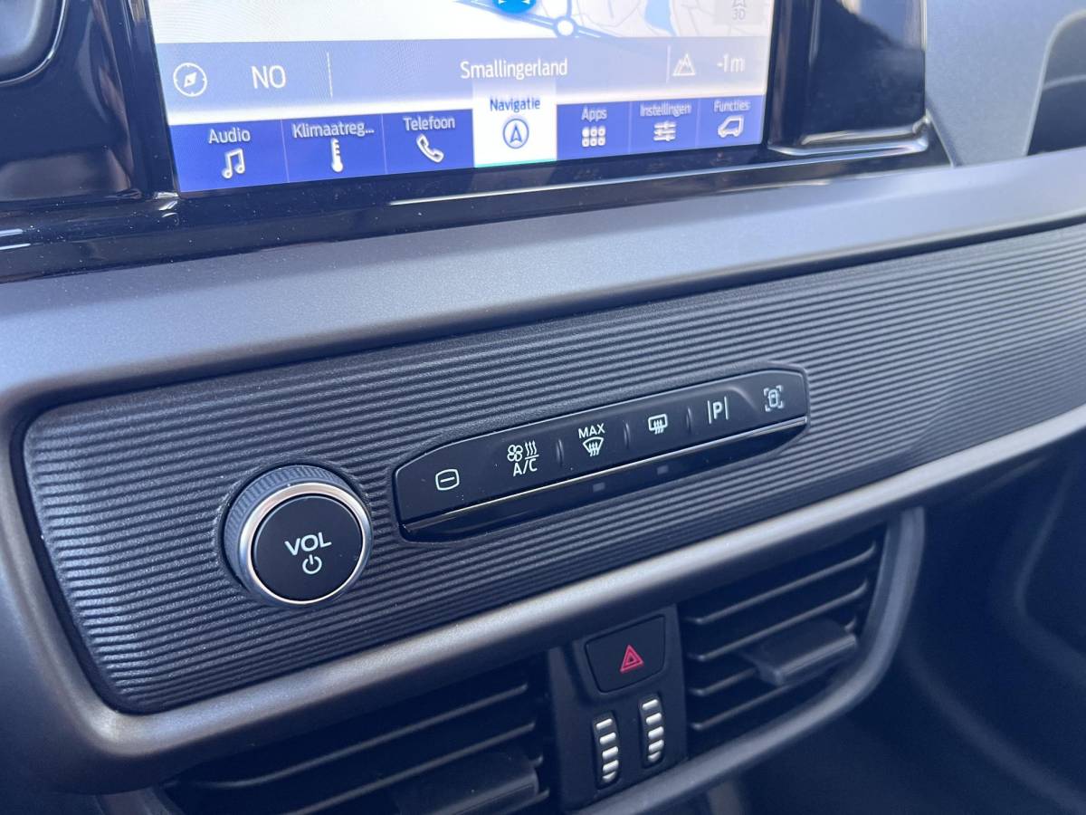 Ford Transit Courier Ford Transit Courier 1.0 EcoBoost Trend 125pk | Automaat | Adaptive cruise control | Achteruitrijcamera |  Navigatie