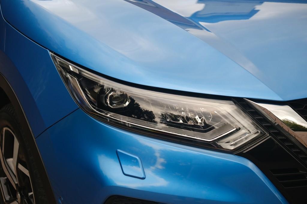 Nissan QASHQAI Nissan Qashqai 1.3 DIG-T 140pk Tekna | Navi | App Connect | Climate | Cruise | Panoramadak | 360° Camera | Keyless | Winter Pakket | Trekhaak