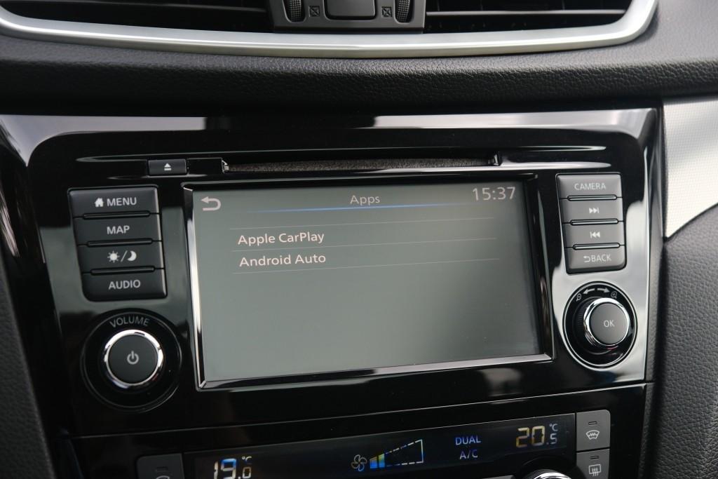 Nissan QASHQAI Nissan Qashqai 1.3 DIG-T 140pk Tekna | Navi | App Connect | Climate | Cruise | Panoramadak | 360° Camera | Keyless | Winter Pakket | Trekhaak