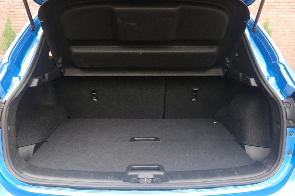 Nissan QASHQAI Nissan Qashqai 1.3 DIG-T 140pk Tekna | Navi | App Connect | Climate | Cruise | Panoramadak | 360° Camera | Keyless | Winter Pakket | Trekhaak