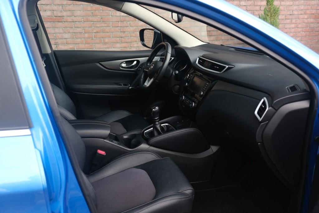 Nissan QASHQAI Nissan Qashqai 1.3 DIG-T 140pk Tekna | Navi | App Connect | Climate | Cruise | Panoramadak | 360° Camera | Keyless | Winter Pakket | Trekhaak