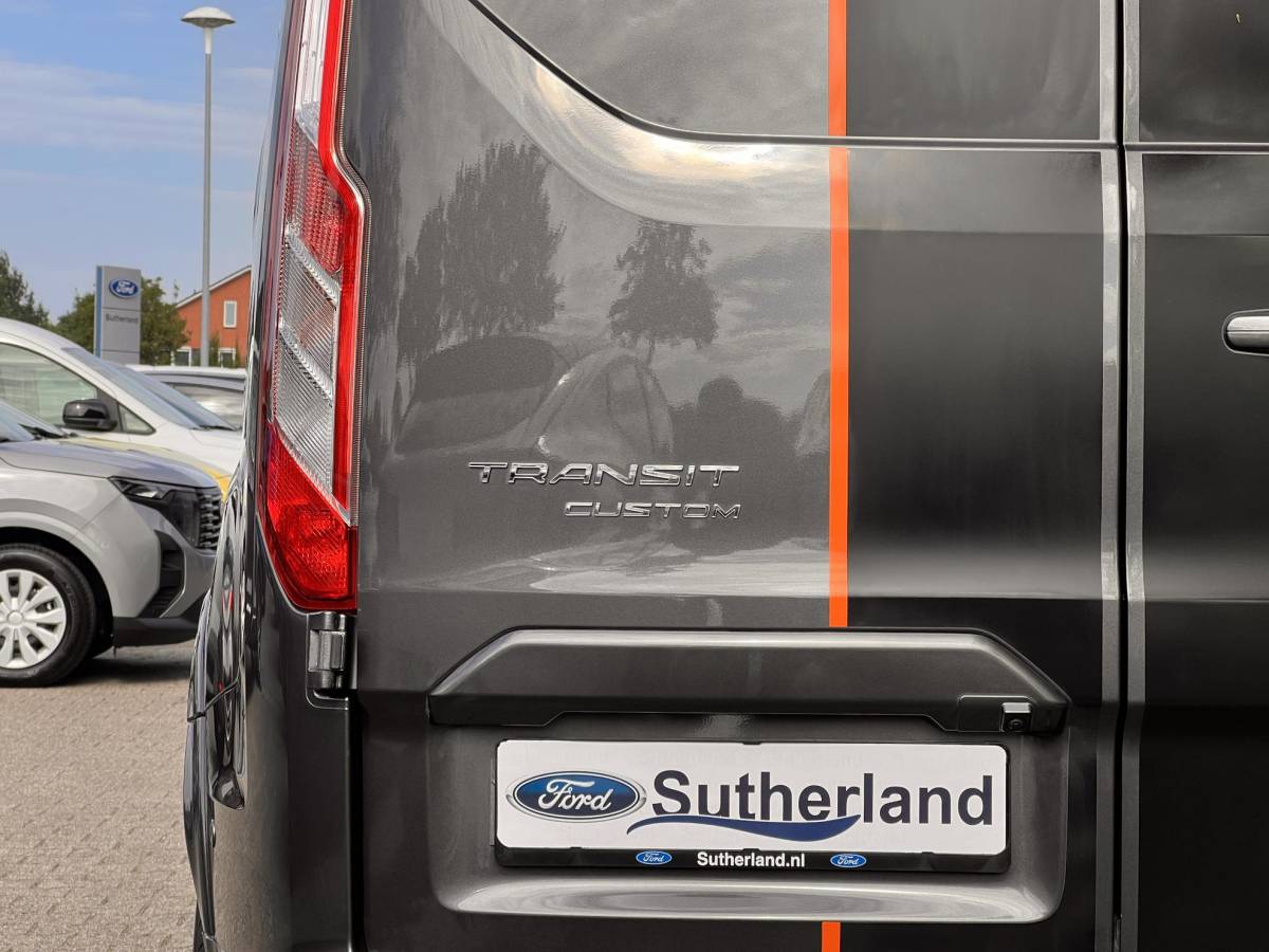 Ford Transit Custom Ford Transit Custom 320 2.0 TDCI L1H1 Sport Gesloten Bestelwagen | trekhaak | Navigatie.
