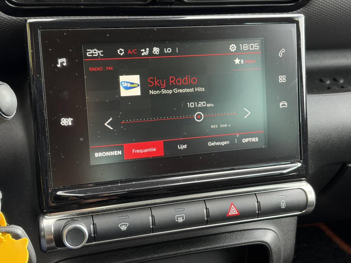 Citroën C3 Aircross Citroen C3 Aircross 1.2 PureTech S&S Feel ✓2e Eigenaar✓Trekhaak✓110pk✓Clima✓Cruise✓Lm velgen✓Pdc V+A✓N.A.P✓Rijstrooksensor✓Apk tot 08-2027