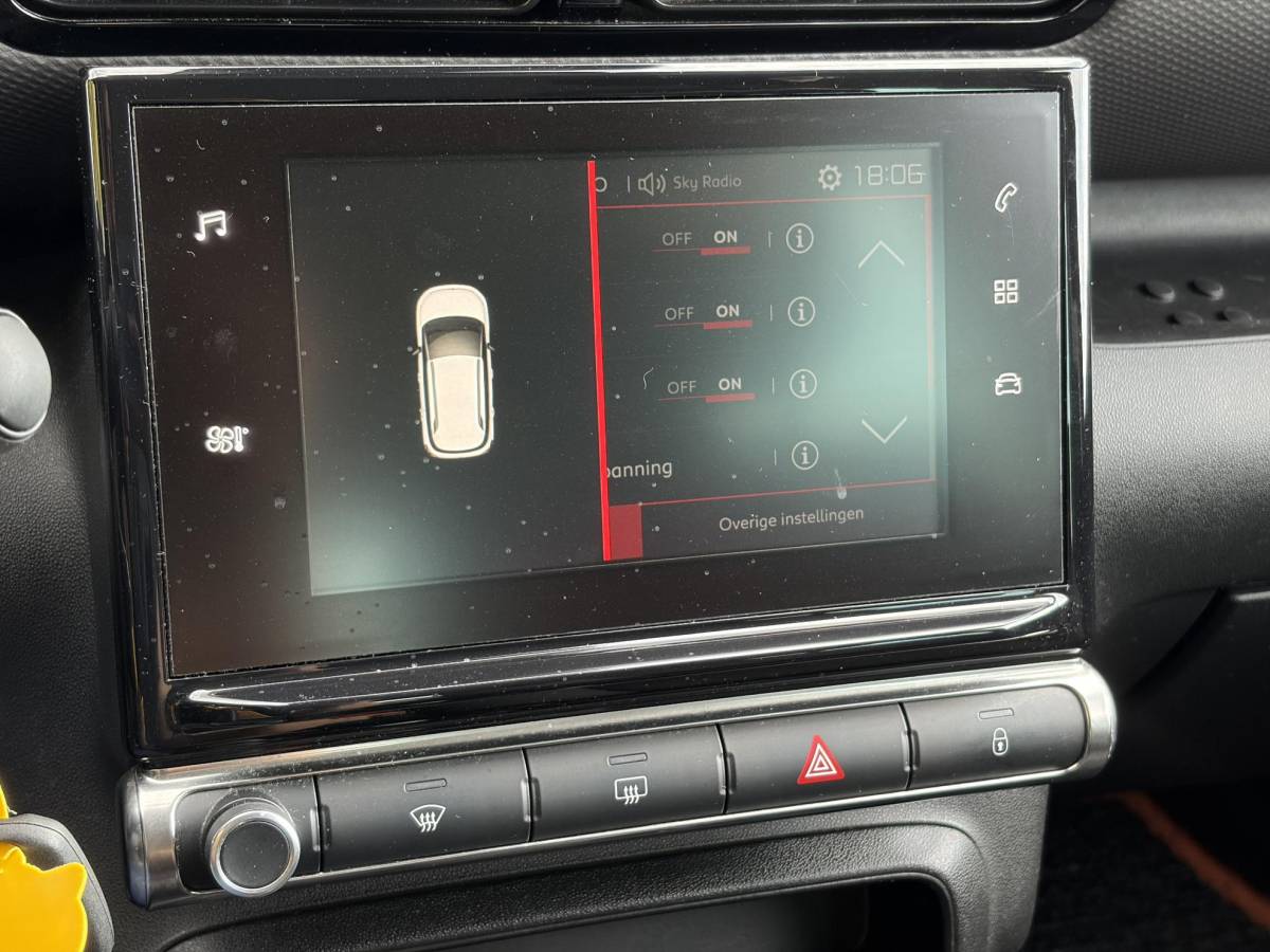 Citroën C3 Aircross Citroen C3 Aircross 1.2 PureTech S&S Feel ✓2e Eigenaar✓Trekhaak✓110pk✓Clima✓Cruise✓Lm velgen✓Pdc V+A✓N.A.P✓Rijstrooksensor✓Apk tot 08-2027