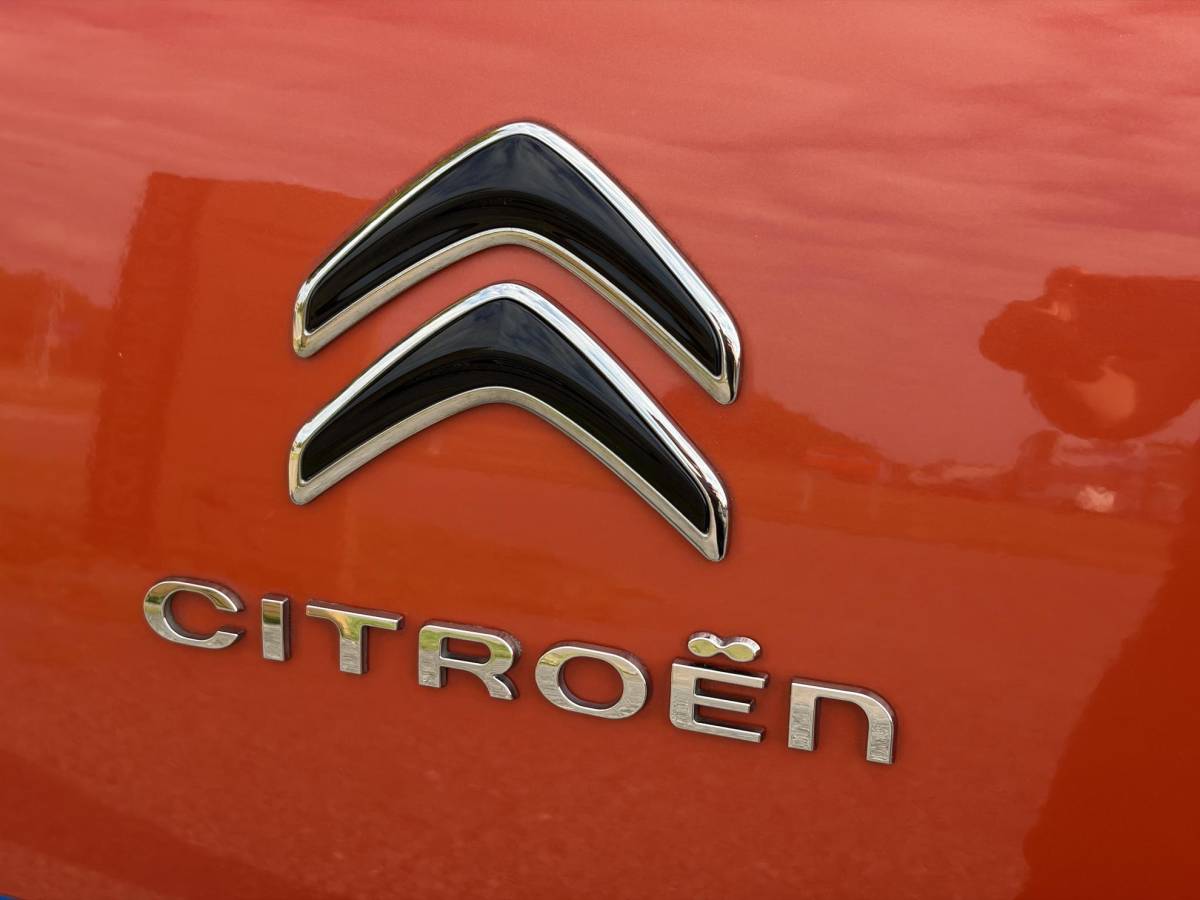 Citroën C3 Aircross Citroen C3 Aircross 1.2 PureTech S&S Feel ✓2e Eigenaar✓Trekhaak✓110pk✓Clima✓Cruise✓Lm velgen✓Pdc V+A✓N.A.P✓Rijstrooksensor✓Apk tot 08-2027