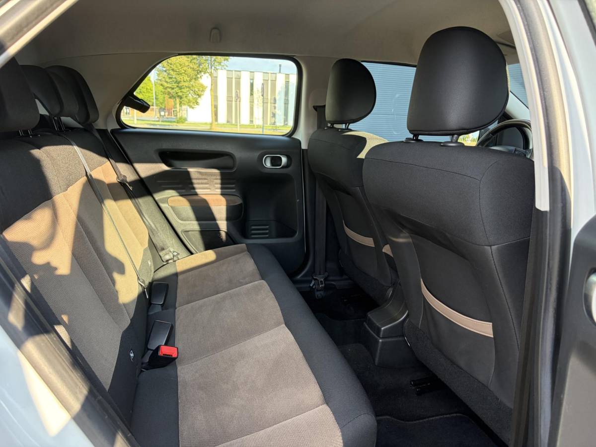 Citroën C4 Cactus Citroen C4 Cactus 1.2 PureTech Feel ✓D-riem vv in 06-2025✓Navi✓Carplay✓Clima✓Cruise✓Pdc✓Automaat✓N.A.P✓Apk tot 06-2027