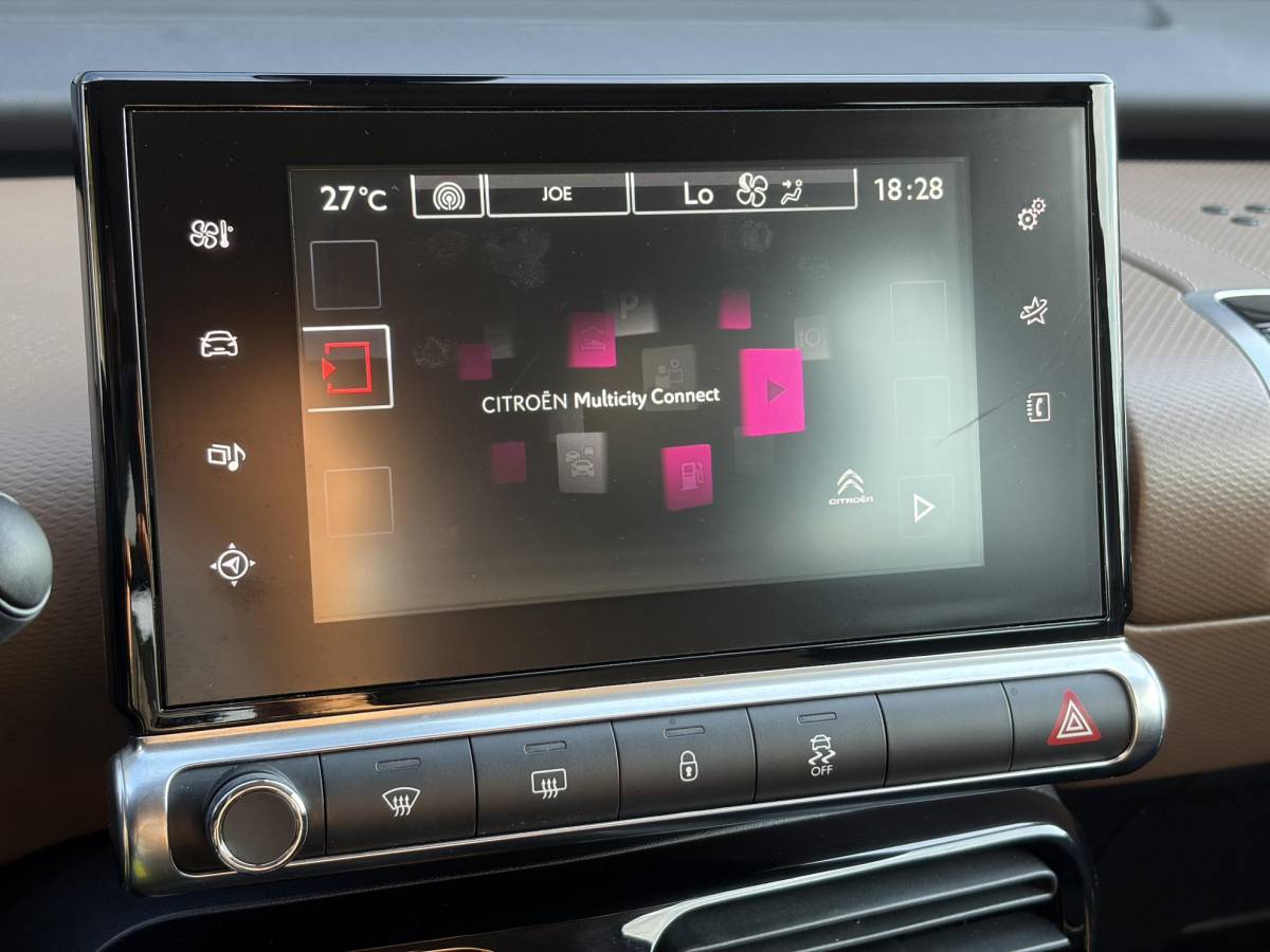 Citroën C4 Cactus Citroen C4 Cactus 1.2 PureTech Feel ✓D-riem vv in 06-2025✓Navi✓Carplay✓Clima✓Cruise✓Pdc✓Automaat✓N.A.P✓Apk tot 06-2027