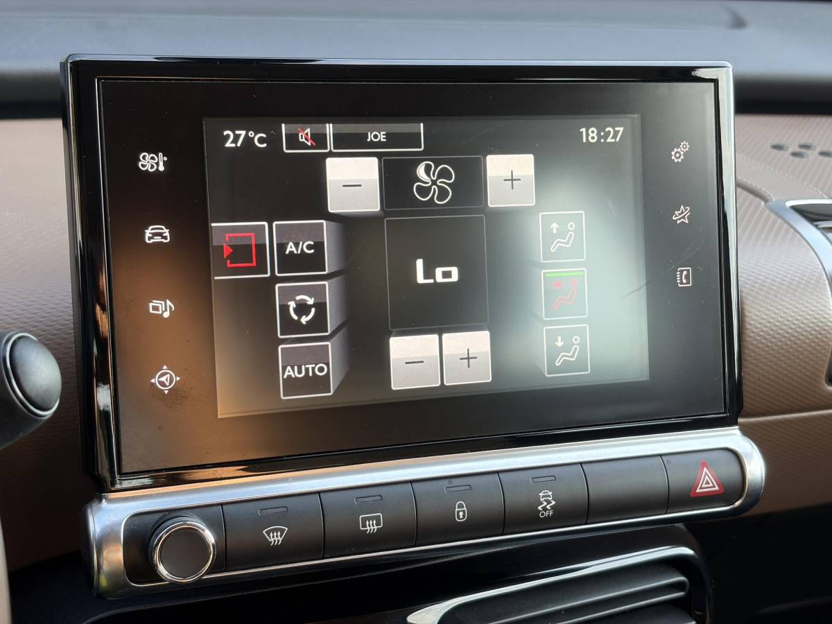 Citroën C4 Cactus Citroen C4 Cactus 1.2 PureTech Feel ✓D-riem vv in 06-2025✓Navi✓Carplay✓Clima✓Cruise✓Pdc✓Automaat✓N.A.P✓Apk tot 06-2027