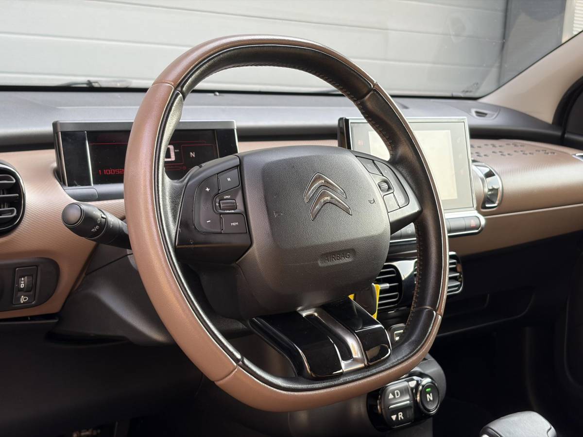 Citroën C4 Cactus Citroen C4 Cactus 1.2 PureTech Feel ✓D-riem vv in 06-2025✓Navi✓Carplay✓Clima✓Cruise✓Pdc✓Automaat✓N.A.P✓Apk tot 06-2027