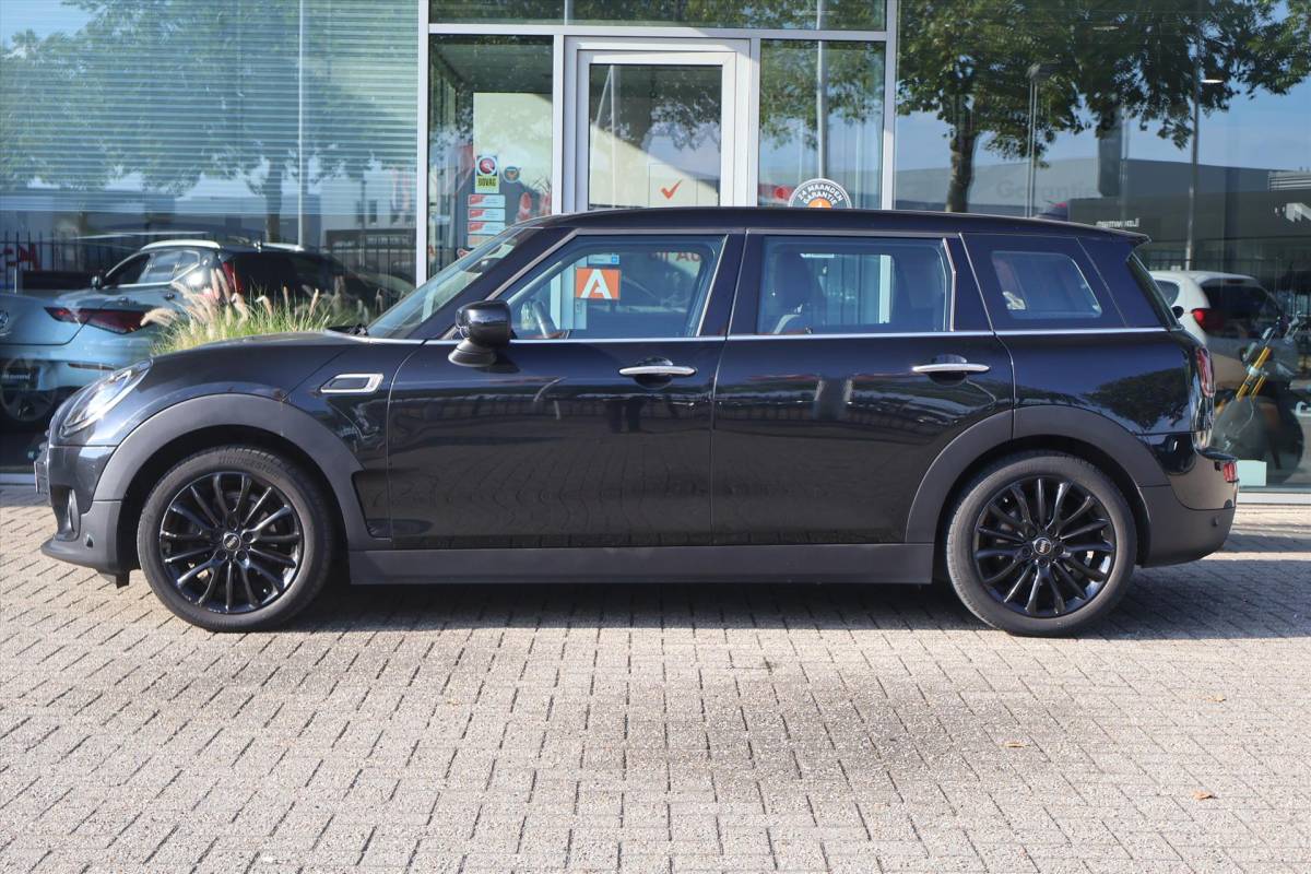 MINI Clubman Mini Mini Clubman (f54) 1.5 Business Edition AUT | Navigatie | Cruise | Climate | Carplay | LED |