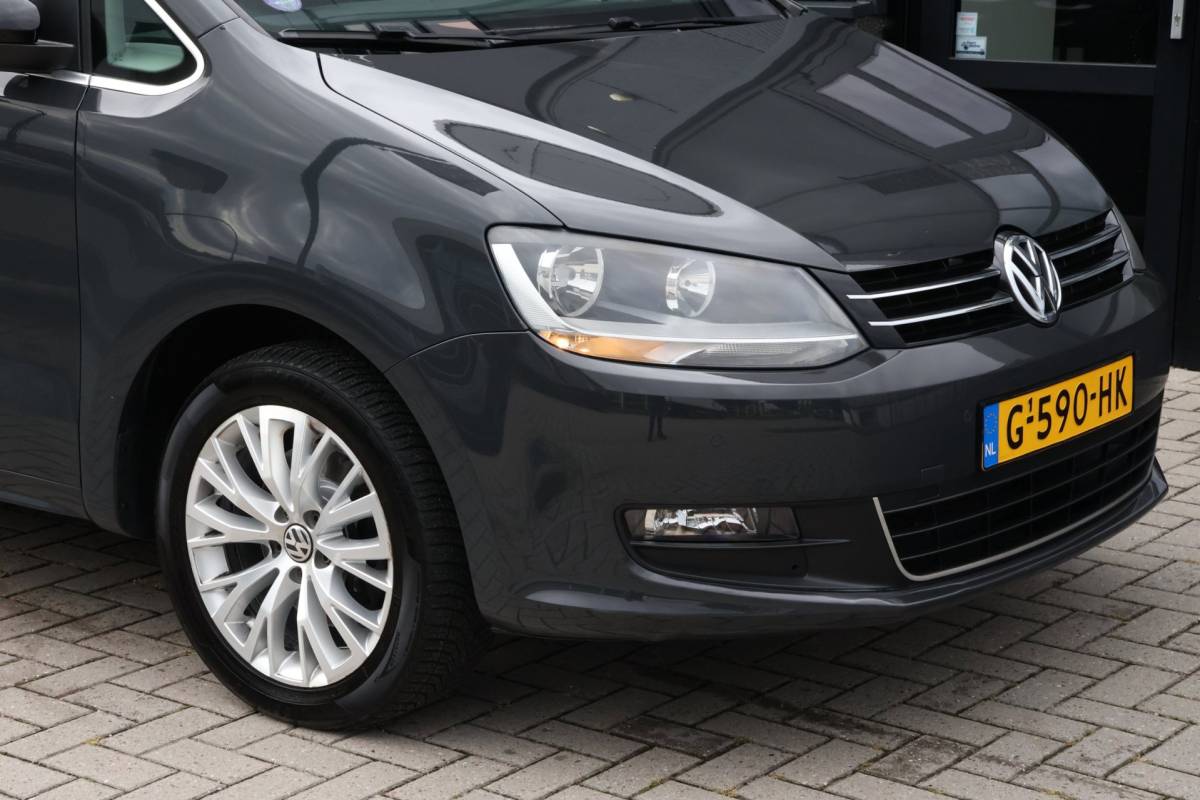 Volkswagen Sharan Volkswagen Sharan 1.4 TSI Highline 7p. | Panoramadak | Stoelverwarming | Elec. Deuren!