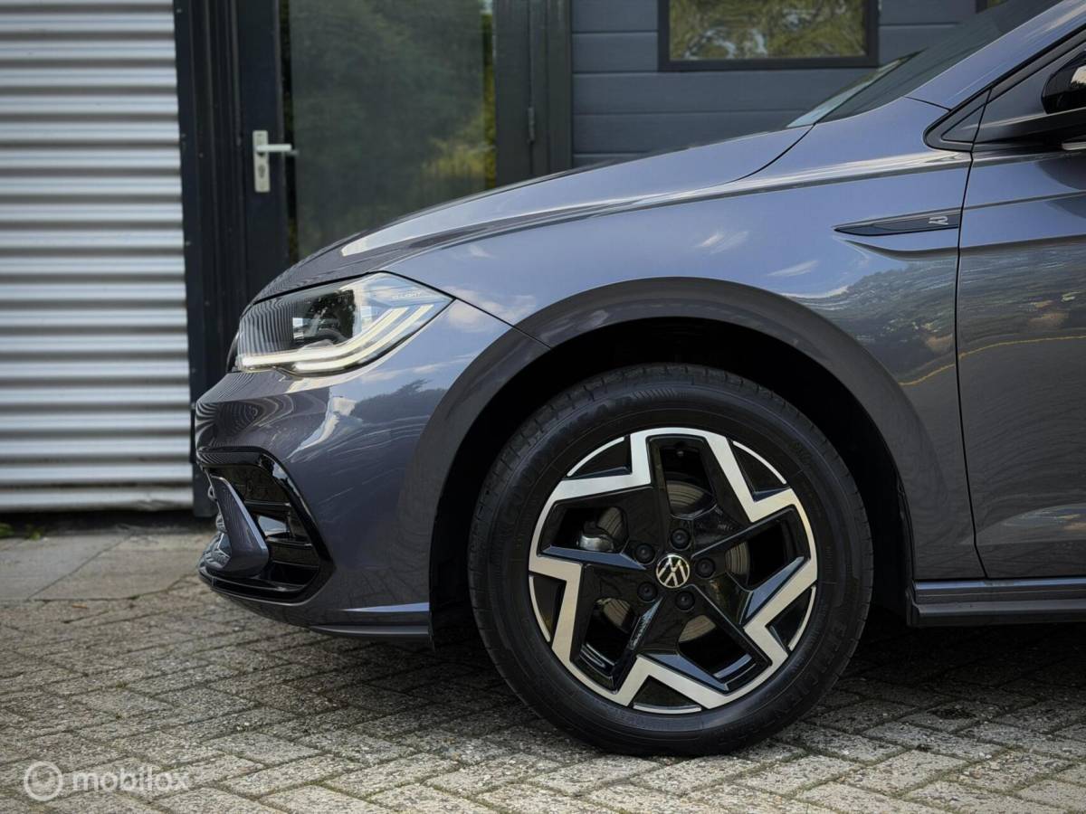 Volkswagen Polo Volkswagen Polo 1.0 TSI R-Line. BTW, Camera, DSG, IQ, Clima, Stoelvwr, ACC,