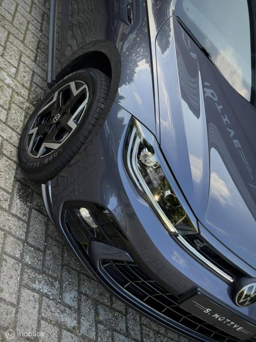 Volkswagen Polo Volkswagen Polo 1.0 TSI R-Line. BTW, Camera, DSG, IQ, Clima, Stoelvwr, ACC,