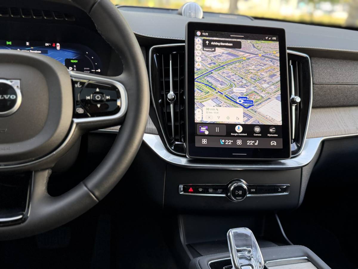 Volvo XC90 Volvo XC90 2.0 T8 Plug-in hybrid AWD Ultra Dark |Full Option|Pano|B&W|Massage/Ventilatie|Luchtvering|Trekhaak