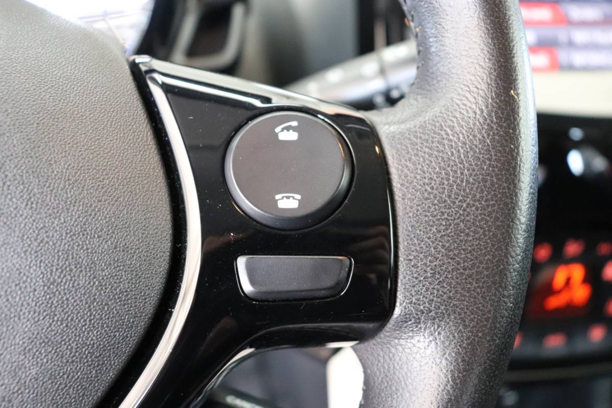 Citroën C1 Citroën C1 1.0 VTi Shine. Scherm voor Apple Carplay/Android Auto.