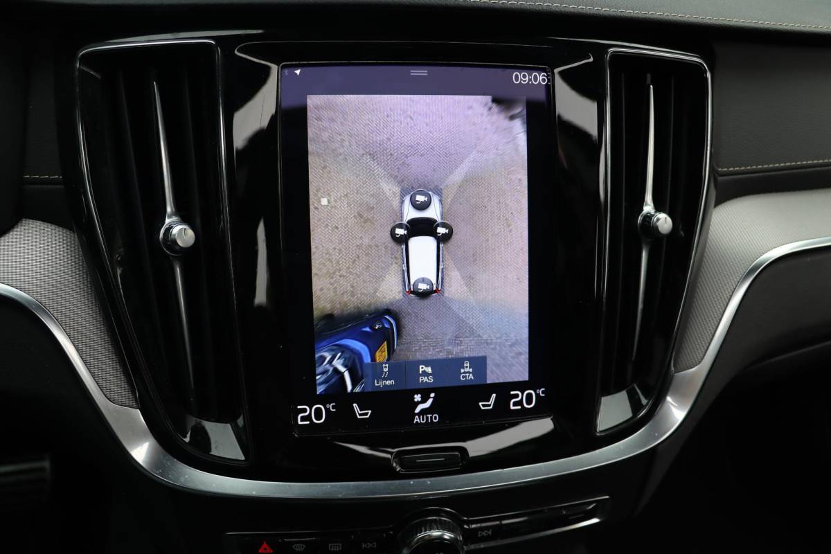Volvo V60 Volvo V60 2.0 T8 Recharge AWD R-Design Panoramadak
