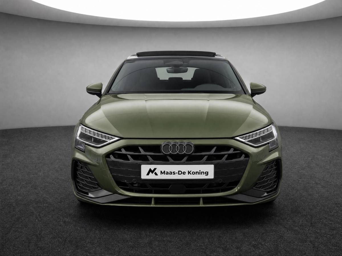 Audi A3 Audi A3 Sportback 40 TFSIe 204pk S edition · Camera · Panoramadak · Apple/Android Car Play · Park Assist · 17” Inch · Garantie t/m 01-01-2030 of 100.000km