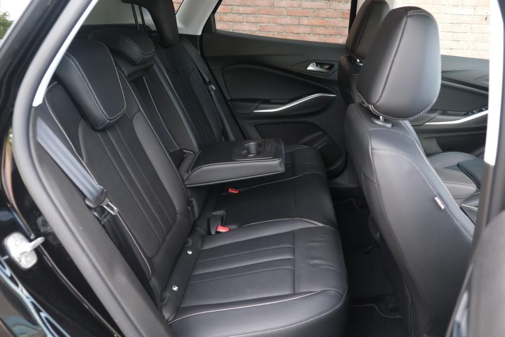 Opel Grandland Opel Grandland 1.6 Turbo Plug-In Hybrid 300pk 4×4 EAT8 GSe | Navi | App Connect | Climate | Adaptive Cruise | Keyless | Elektrische Achterklep | Camera | Leder Pakket