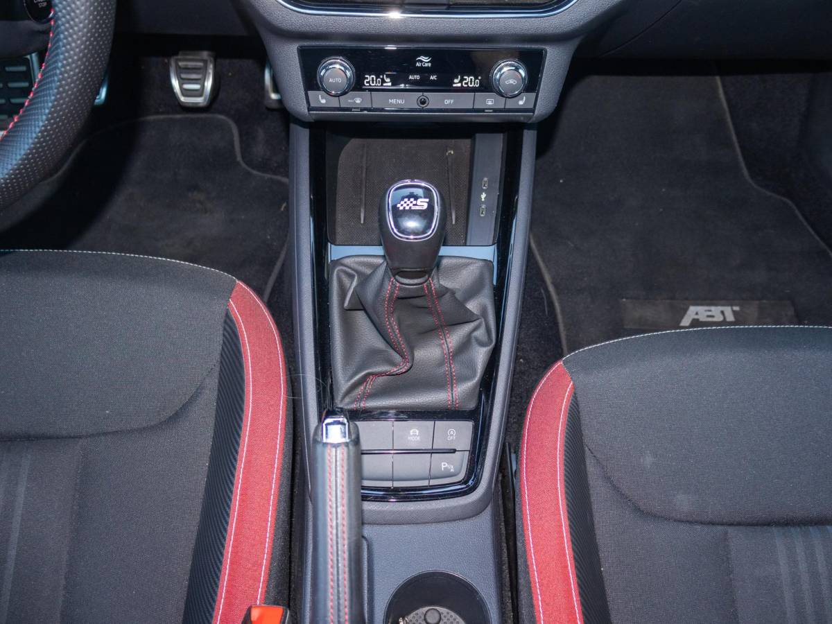 Škoda Scala Skoda Scala 1.5 TSI ACT Monte Carlo ABT Edition S 191 PK Pano Full LED