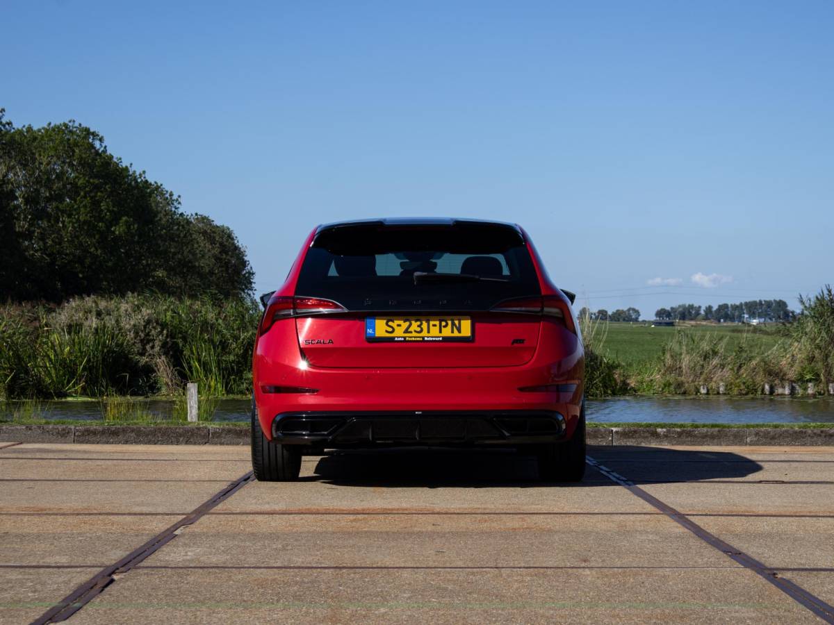 Škoda Scala Skoda Scala 1.5 TSI ACT Monte Carlo ABT Edition S 191 PK Pano Full LED
