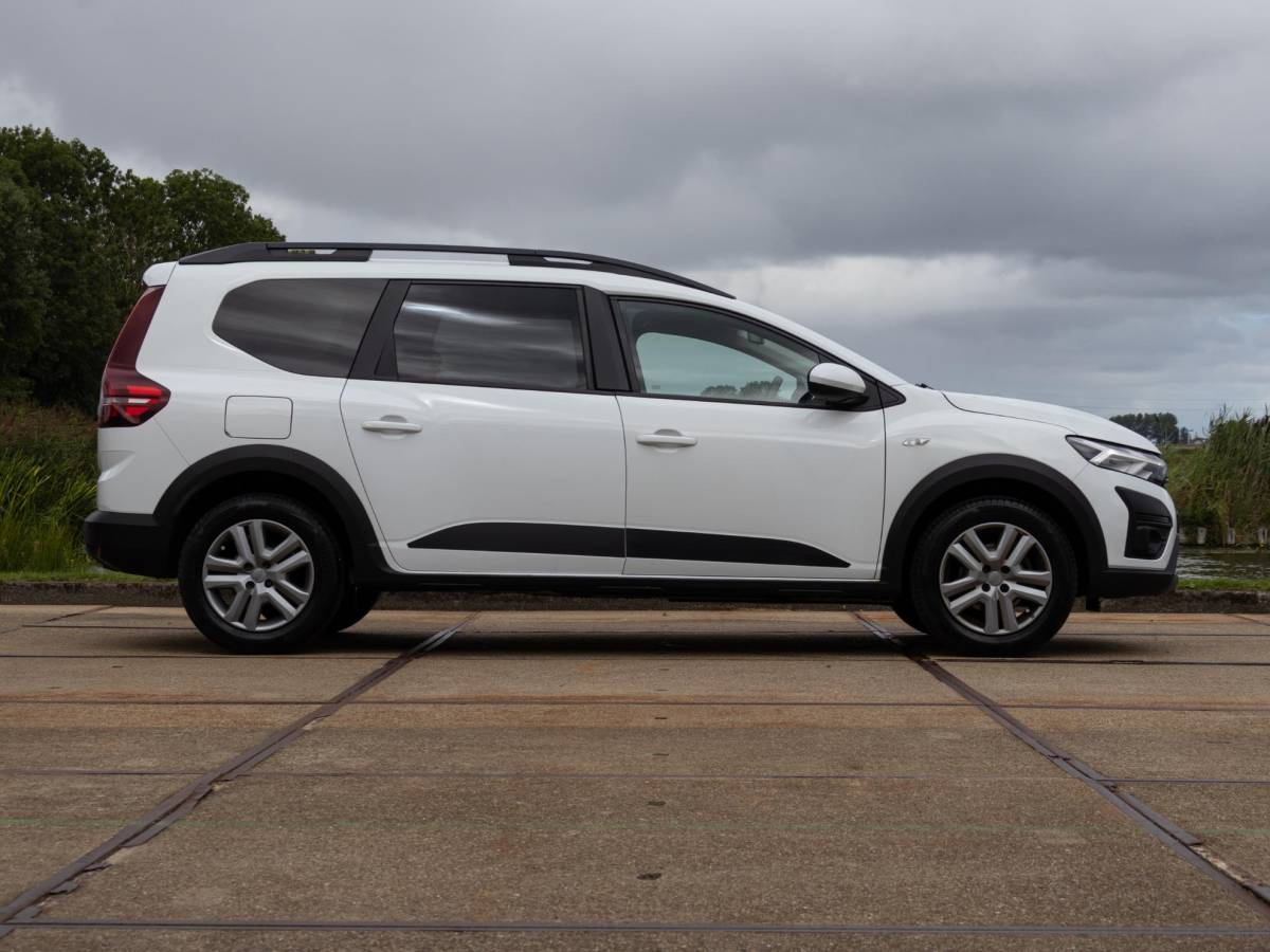 Dacia Jogger Dacia Jogger 1.0 TCe 100 ECO-G Expression 7p. LPG Airco Apple CarPlay