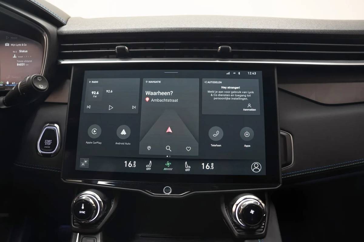 Lynk & Co 01 Lynk & Co 01 1.5 PHEV MY23 [ Zwarte hemel Pano Navi ]
