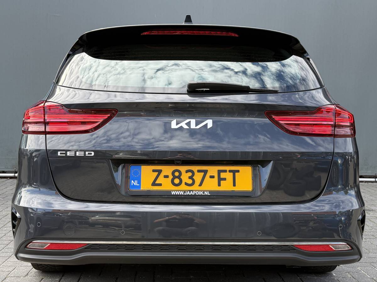 Kia Ceed Sportswagon Kia Ceed Sportswagon BWJ 2024 1.0 T-GDi 120 PK MHEV DynamicLine AUTOMAAT | ADAPTIVE CRUISE | CARPLAY+ANDROID | LANE ASSIST |CAMERA | NAVI | CLIMA | DAB | FULL LED | LMV | PDC