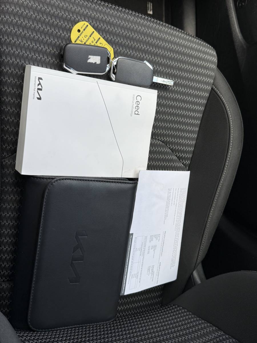 Kia Ceed Sportswagon Kia Ceed Sportswagon BWJ 2024 1.0 T-GDi 120 PK MHEV DynamicLine AUTOMAAT | ADAPTIVE CRUISE | CARPLAY+ANDROID | LANE ASSIST |CAMERA | NAVI | CLIMA | DAB | FULL LED | LMV | PDC