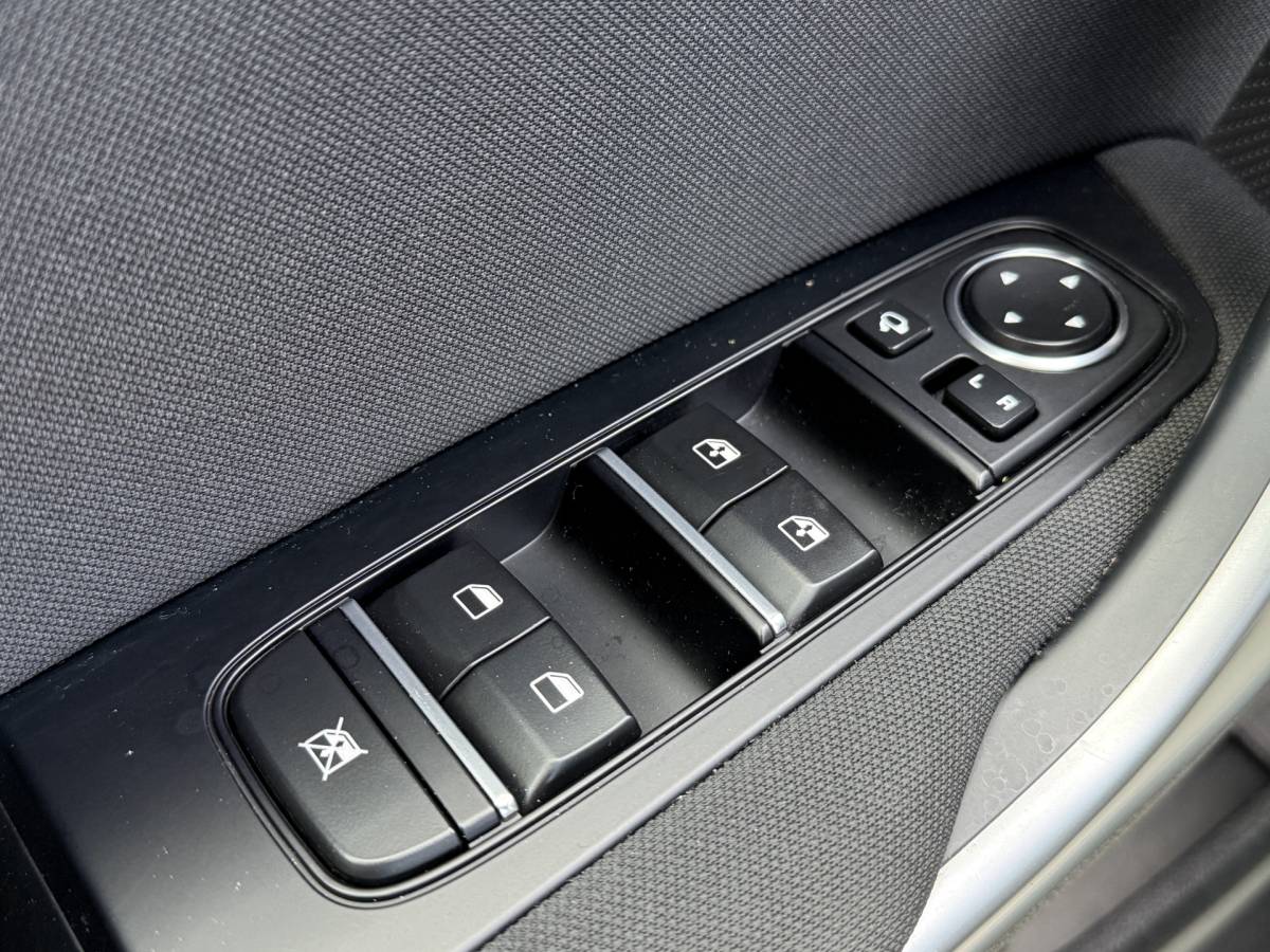 Kia Ceed Sportswagon Kia Ceed Sportswagon BWJ 2024 1.0 T-GDi 120 PK MHEV DynamicLine AUTOMAAT | ADAPTIVE CRUISE | CARPLAY+ANDROID | LANE ASSIST |CAMERA | NAVI | CLIMA | DAB | FULL LED | LMV | PDC