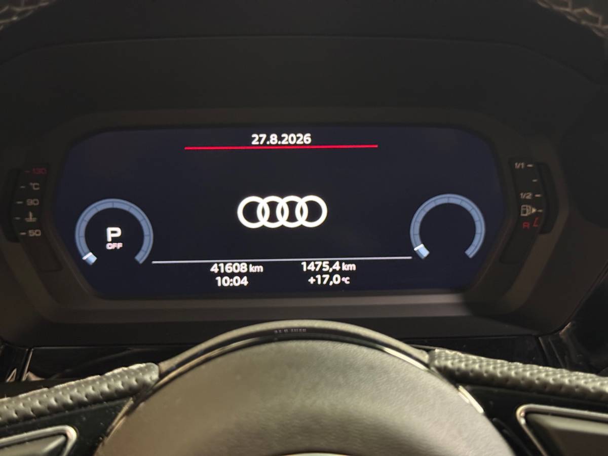 Audi A3 Audi A3 Sportback 30 TFSI S edition | Led | Carplay | Parkeersensoren | S Line | NAP