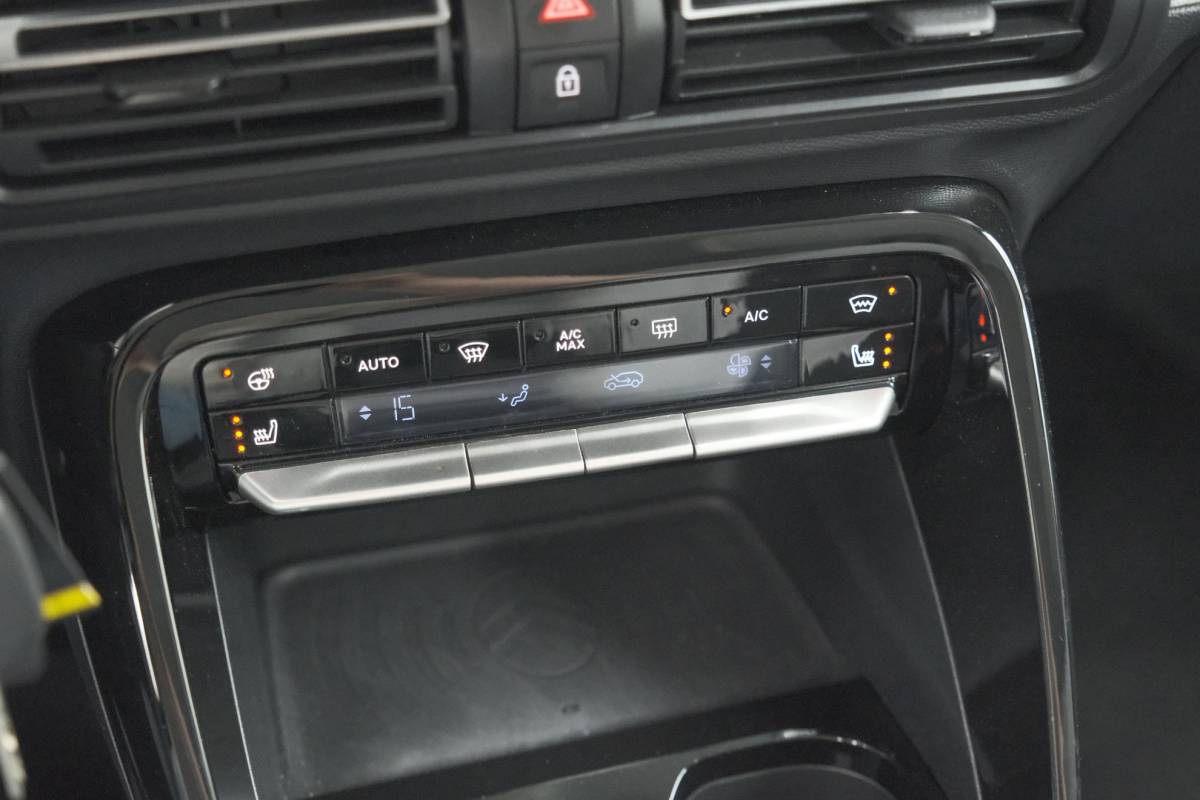 Citroën C3 Citroën C3 Hybrid 110 ë-DCS6 MAX | Camera | Pack Winter | Navigatie | Apple Carplay
