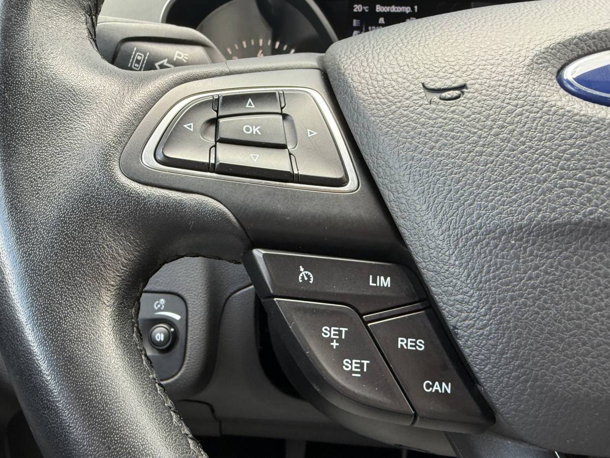 Ford Kuga Ford Kuga BWJ 2018 1.5 EcoBoost Titanium BLUETOOTH | TREKHAAK | NAVI | CLIMA | DODE HOEK | PDC | LMV | CRUISE |