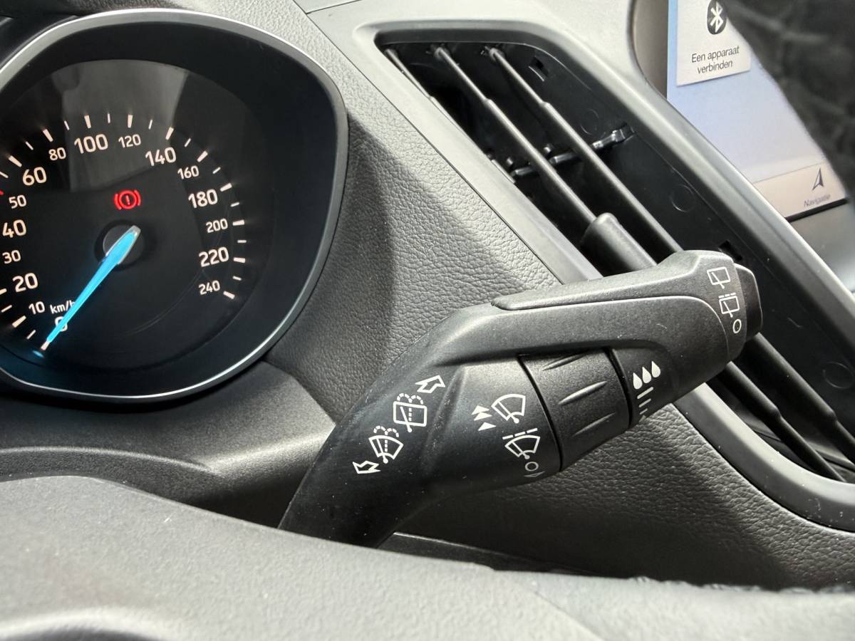 Ford Kuga Ford Kuga BWJ 2018 1.5 EcoBoost Titanium BLUETOOTH | TREKHAAK | NAVI | CLIMA | DODE HOEK | PDC | LMV | CRUISE |