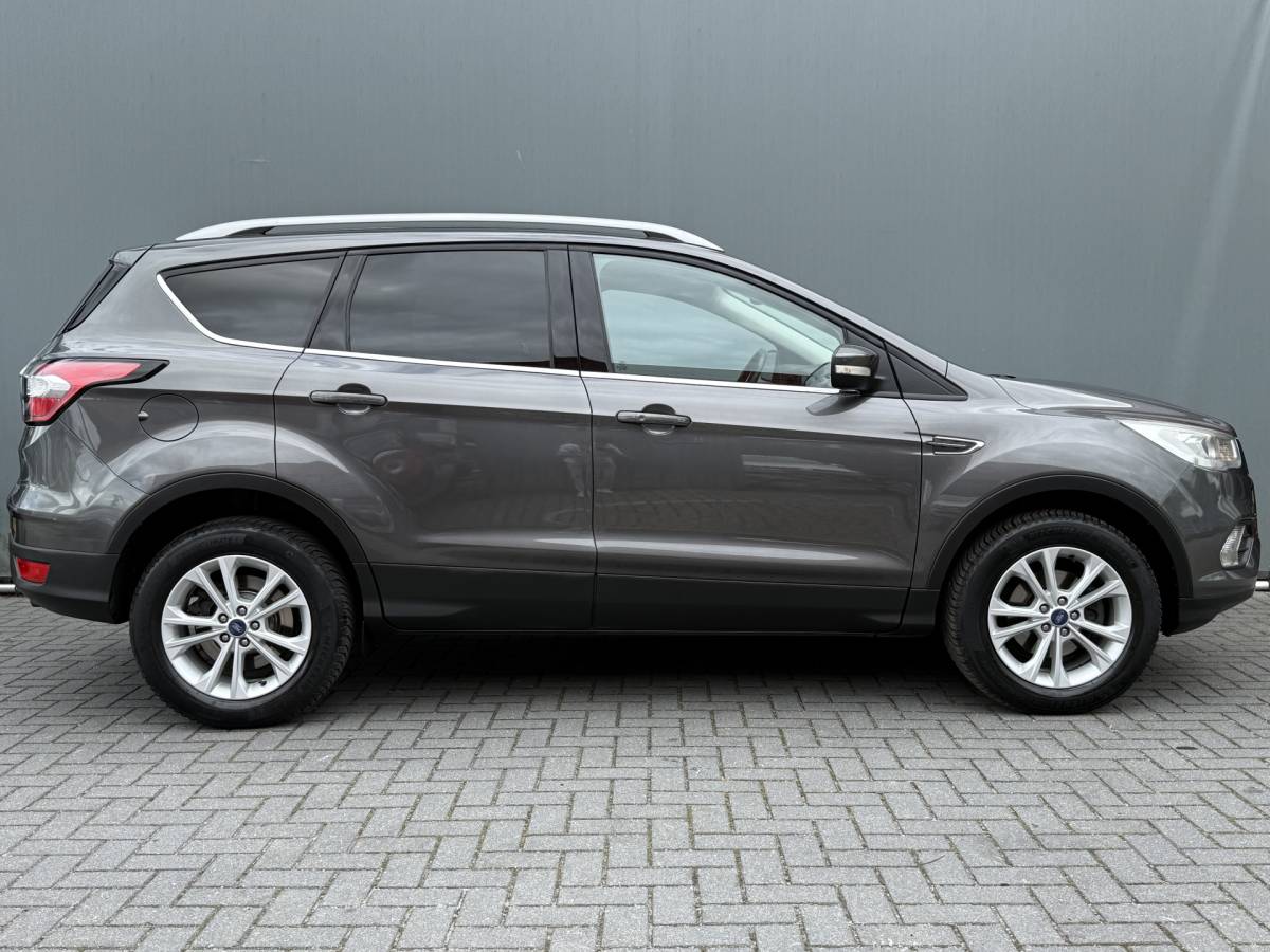 Ford Kuga Ford Kuga BWJ 2018 1.5 EcoBoost Titanium BLUETOOTH | TREKHAAK | NAVI | CLIMA | DODE HOEK | PDC | LMV | CRUISE |