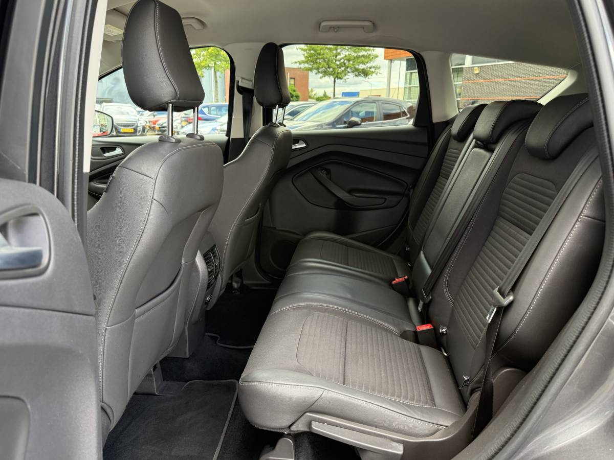 Ford Kuga Ford Kuga BWJ 2018 1.5 EcoBoost Titanium BLUETOOTH | TREKHAAK | NAVI | CLIMA | DODE HOEK | PDC | LMV | CRUISE |