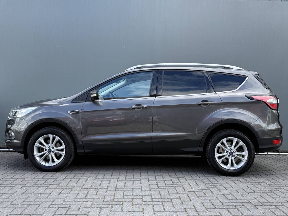 Ford Kuga Ford Kuga BWJ 2018 1.5 EcoBoost Titanium BLUETOOTH | TREKHAAK | NAVI | CLIMA | DODE HOEK | PDC | LMV | CRUISE |