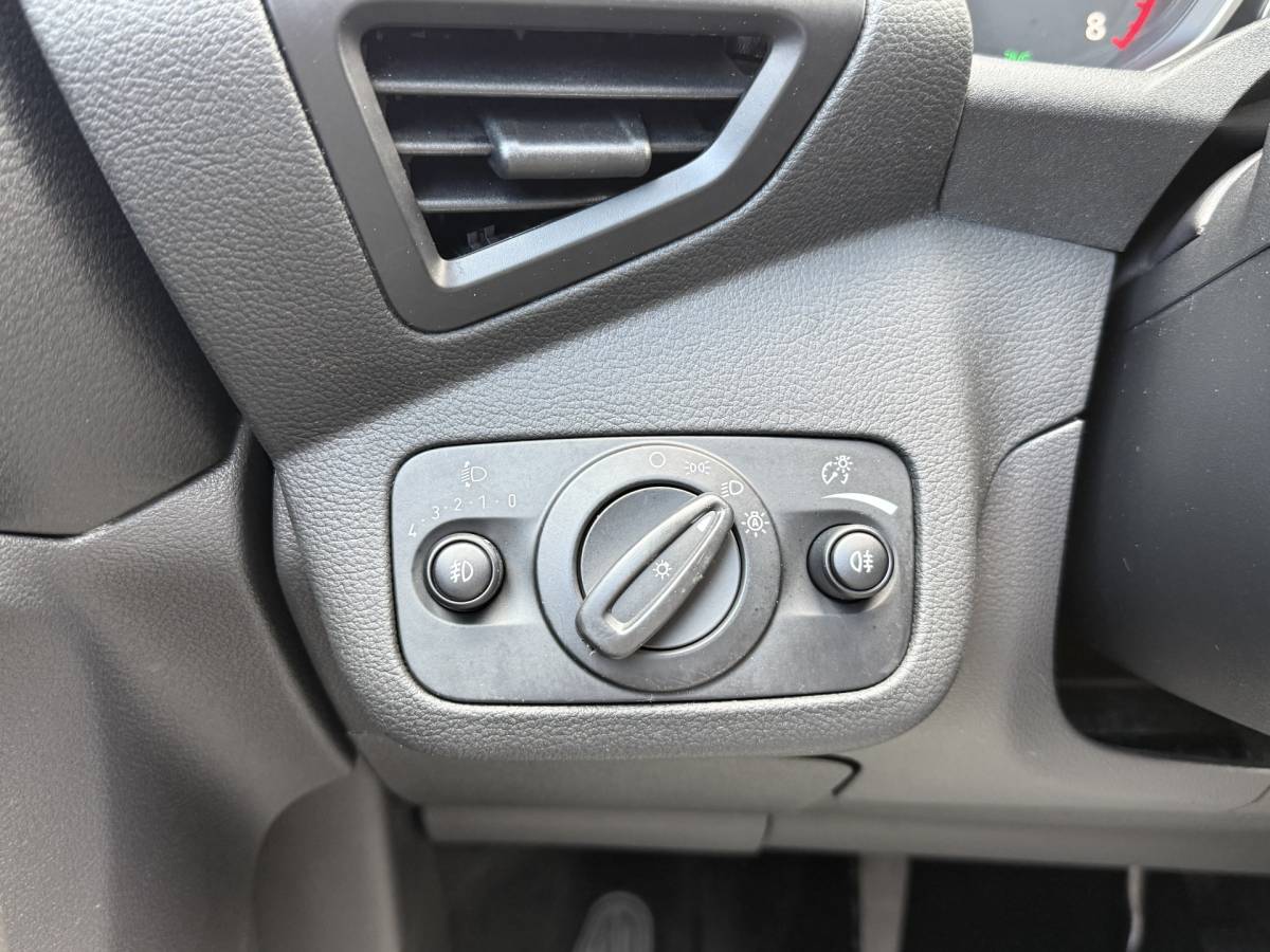 Ford Kuga Ford Kuga BWJ 2018 1.5 EcoBoost Titanium BLUETOOTH | TREKHAAK | NAVI | CLIMA | DODE HOEK | PDC | LMV | CRUISE |