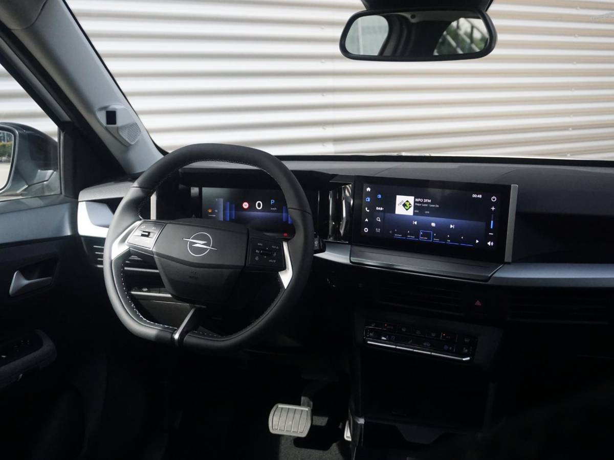 Opel Frontera Opel Frontera 1.2 Turbo Hybrid GS Keyless entry