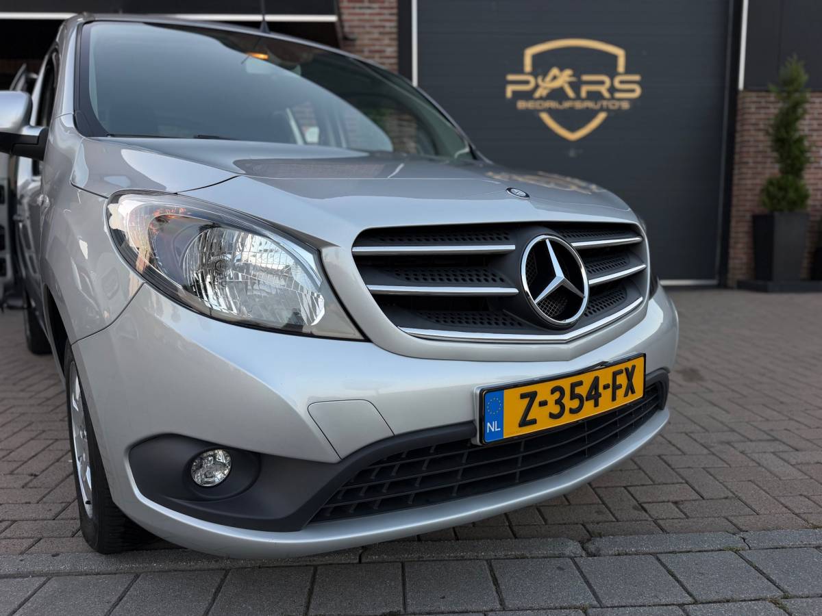 Mercedes-Benz Citan Mercedes-Benz Citan 112 1.2 Benzine Ambiente Automaat Airco Elk.Ramen Cruise Control Dubbele Schuifderen zeer nette!!