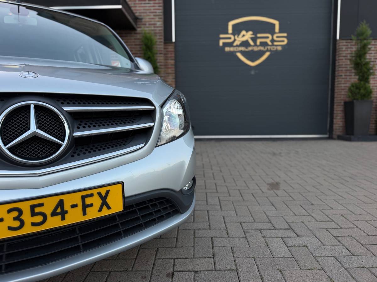 Mercedes-Benz Citan Mercedes-Benz Citan 112 1.2 Benzine Ambiente Automaat Airco Elk.Ramen Cruise Control Dubbele Schuifderen zeer nette!!