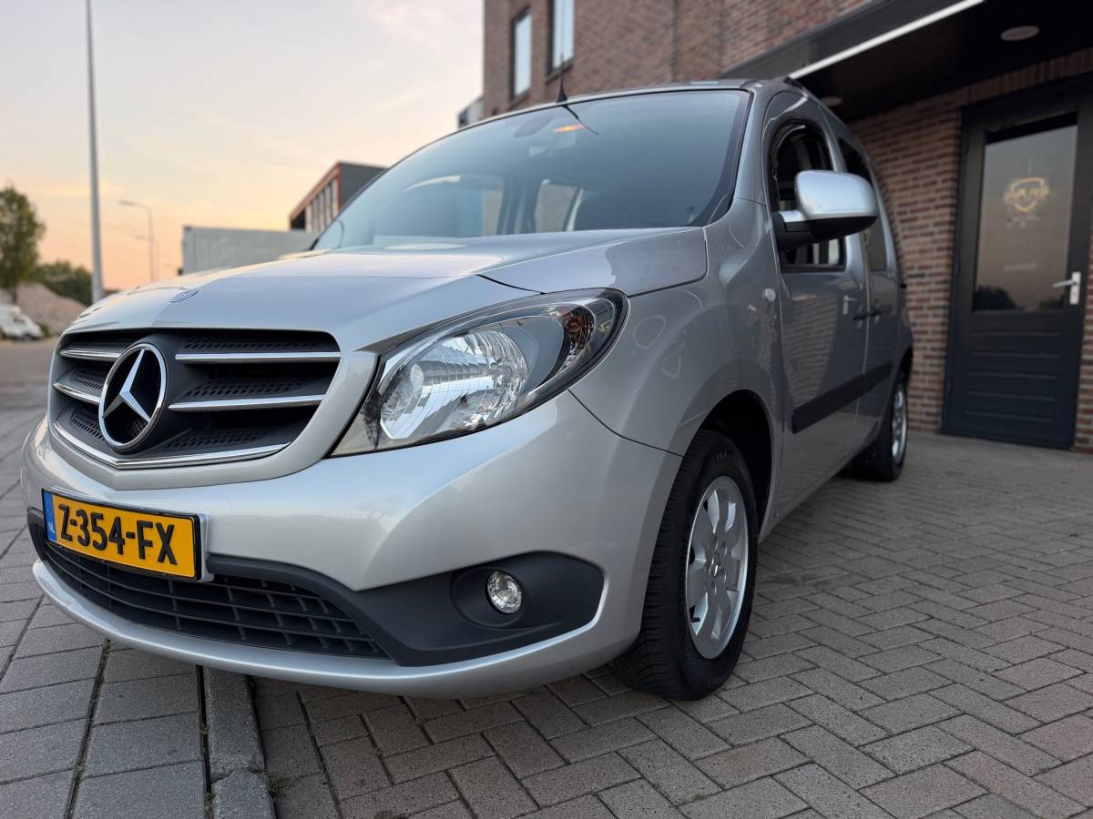 Mercedes-Benz Citan Mercedes-Benz Citan 112 1.2 Benzine Ambiente Automaat Airco Elk.Ramen Cruise Control Dubbele Schuifderen zeer nette!!
