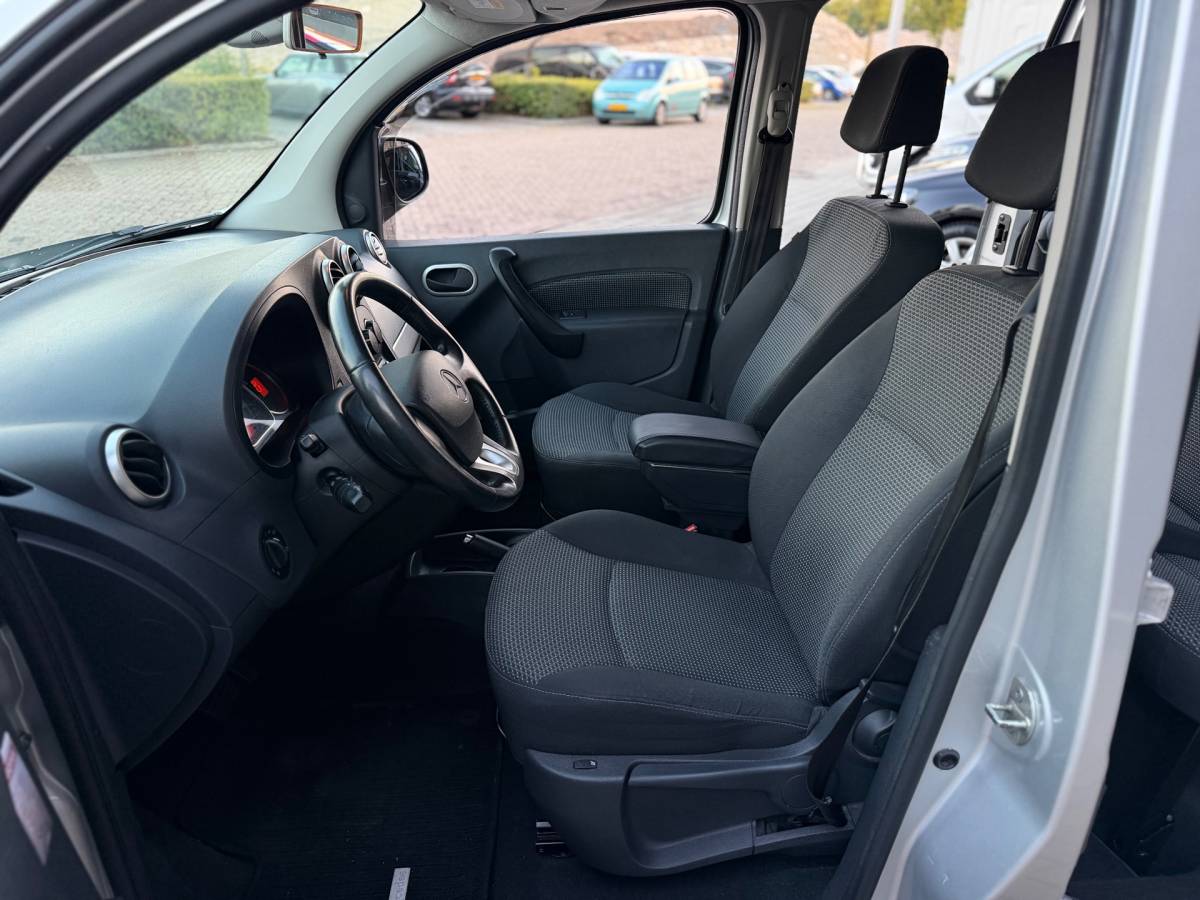 Mercedes-Benz Citan Mercedes-Benz Citan 112 1.2 Benzine Ambiente Automaat Airco Elk.Ramen Cruise Control Dubbele Schuifderen zeer nette!!