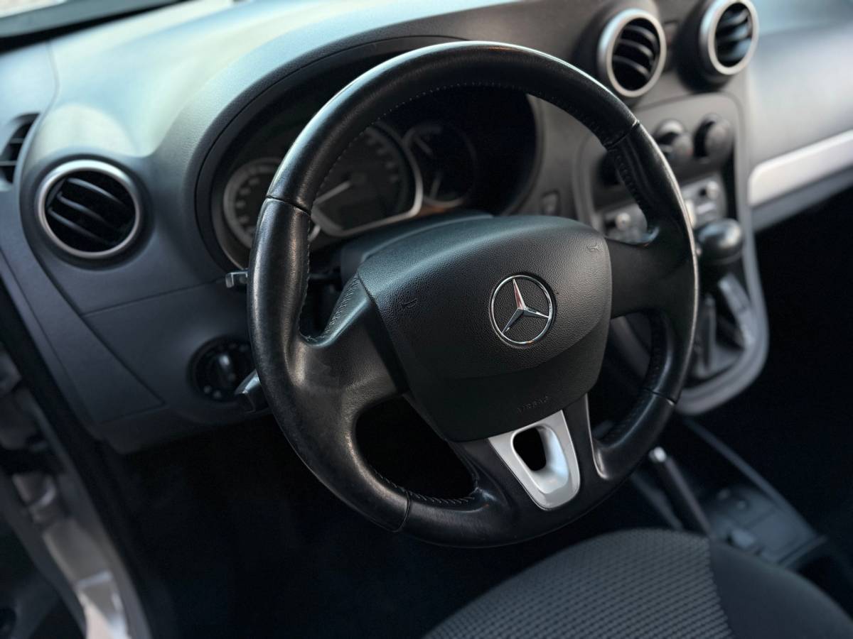 Mercedes-Benz Citan Mercedes-Benz Citan 112 1.2 Benzine Ambiente Automaat Airco Elk.Ramen Cruise Control Dubbele Schuifderen zeer nette!!