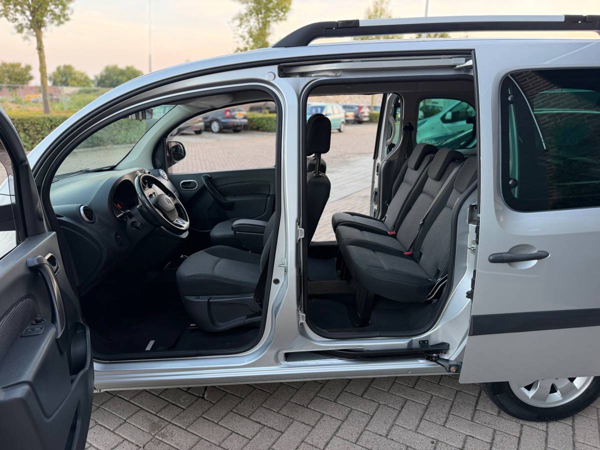 Mercedes-Benz Citan Mercedes-Benz Citan 112 1.2 Benzine Ambiente Automaat Airco Elk.Ramen Cruise Control Dubbele Schuifderen zeer nette!!